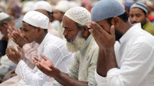 धर्मनिरपेक्ष राज्य में मौलवियों को सरकारी वेतन