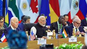 प्रधानमंत्री मोदी की विदेशी यात्राएँ भारत के लिए अर्थलाभदायक?