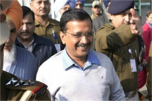 केजरीवाल ने गोवा के आर्चबिशप से मुलाकात की