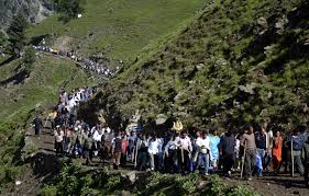 कड़ी सुरक्षा के बीच शुरू हुई अमरनाथ यात्रा