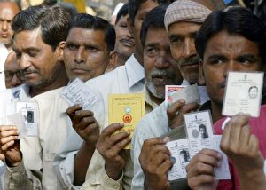 दिल्ली : बवाना में उपचुनाव, मतदान जारी