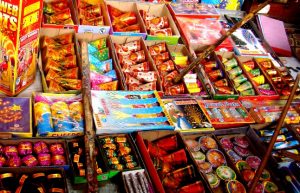 न्यायालय का राष्ट्रीय राजधानी क्षेत्र में पटाखों पर प्रतिबंध पर ढील से इंकार