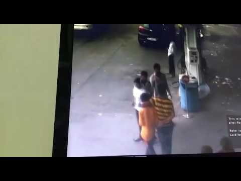 पेट्रोल पंप कर्मी की गोली मारकर हत्या वीडियो CCTV  में हुई कैद।