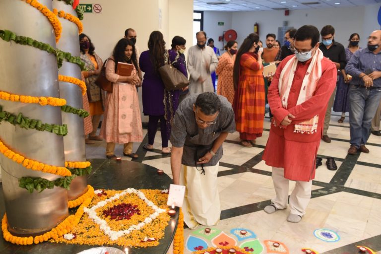 महानिदेशक प्रो. संजय द्विवेदी ने कहा, सत्य और प्रकाश की ओर ले जाना वाला उत्सव है दीपावली