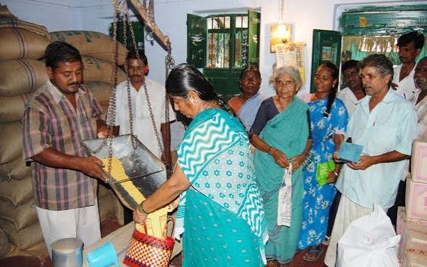 सुविधा नहीं, गरीब के जीवन का आधार है राशन व्यवस्था