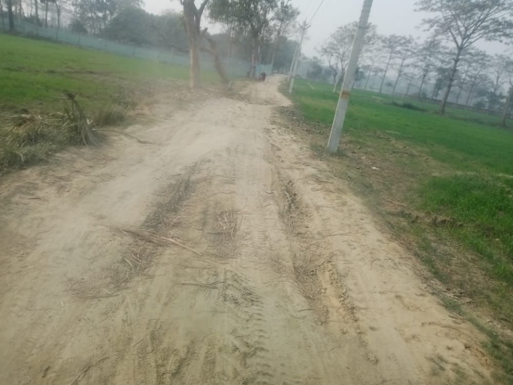 मुआवजे में उलझ कर रह गई विकास की राह