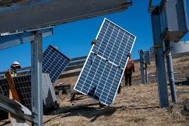 रिन्यूएबल्स ने नहीं बढ़ाया बिजली बिल, डर की राजनीति पर डेटा भारी