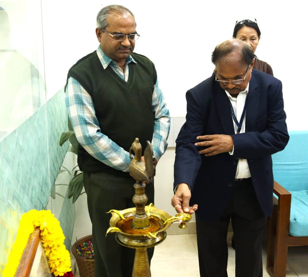 दिल्ली विश्वविद्यालय के पीजीडीएवी महाविद्यालय ( सांध्य ) में मातृभाषा दिवस पर अंतरमहाविद्यालय मातृभाषा कविता प्रतियोगिता। 