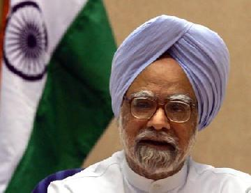 प्रधानमंत्री मनमोहन सिंह ने राष्ट्रपति को इस्तीफा सौंपा