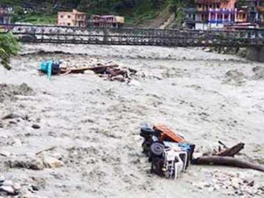 उत्तराखंड की आपदा से उपजे कुछ सवाल
