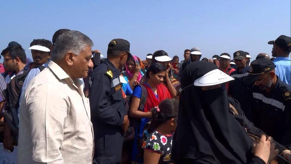 जांबाज जनरल वी के सिंह बनाम हीन-भावना से ग्रसित अरनब गोस्वामी