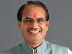 किसानों के दर्द में ऐसा जुड़िए जैसा जुड़ते हैं शिवराज