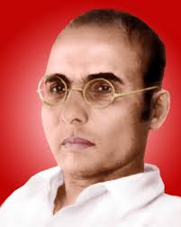 वीर सावरकर जी के नाटक प्रतिशोध में अंग्रेजों के इतिहास की कुछ प्रमुख घटनाओं का अनावरण