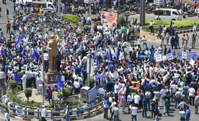 भारत को खुलना होगा