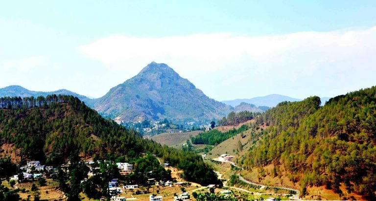 जवानी जो आई बचपन की हुड़दंगी चली गई